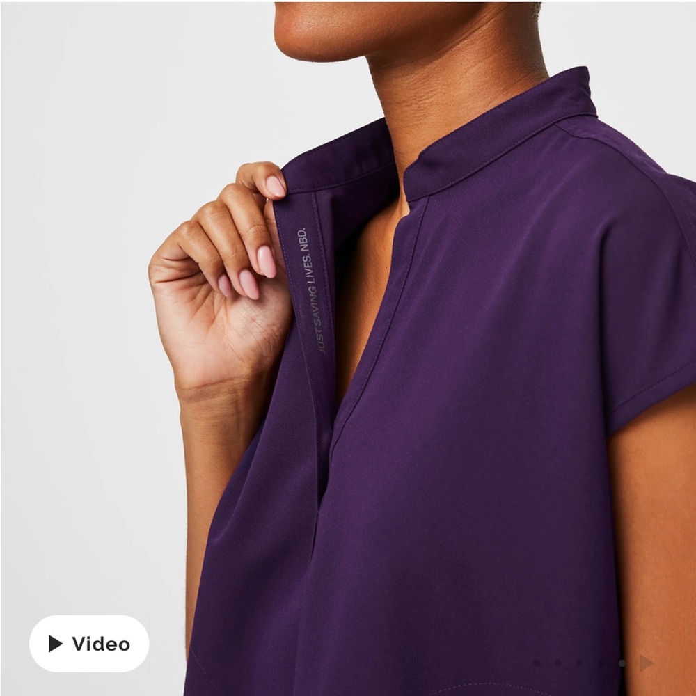 Figs Purple Jam Rafaela Scrub Top Medium - Picture 4 of 4